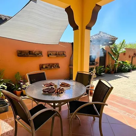 Piscina Privada Cerca Del Mar Solo Familia بيت للعطل