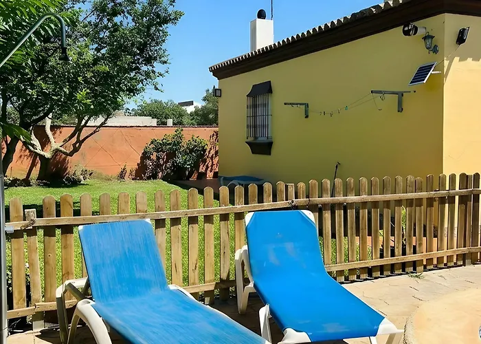 Hébergement de vacances Piscina Privada Cerca Del Mar Solo Familia Conil De La Frontera